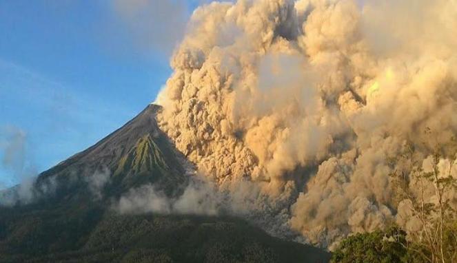 Golden Triangle Imbau Warga Antisipasi Ancaman Material Karangetang